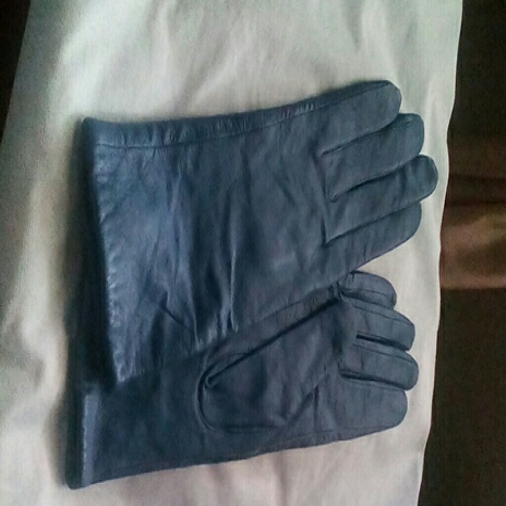 Lake shore drive royal blue leather gloves